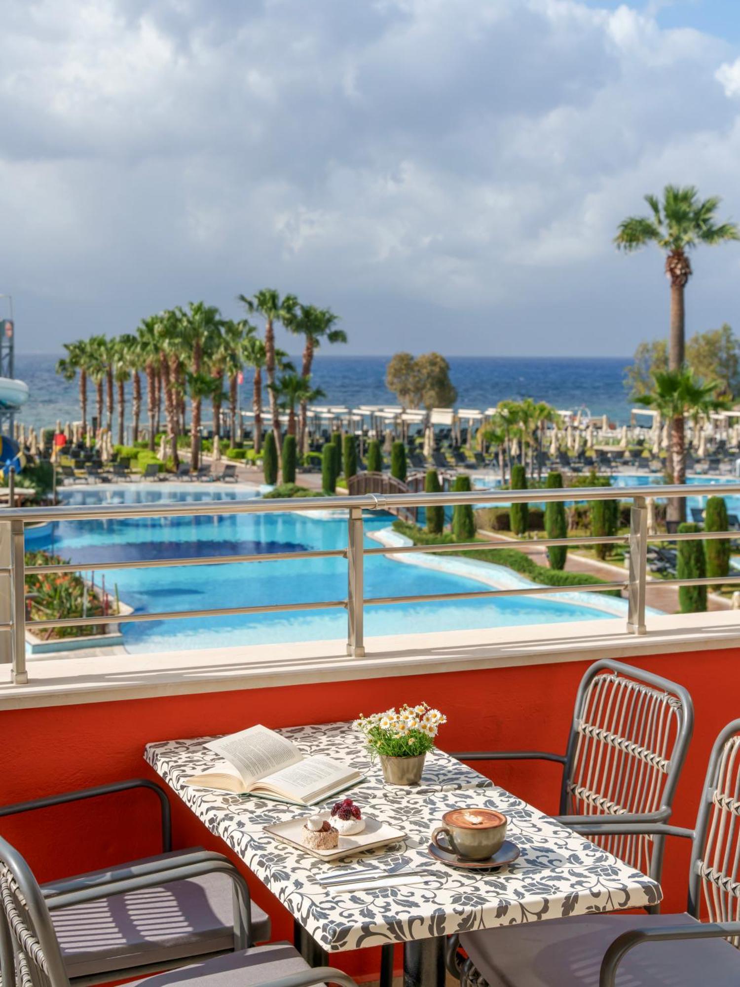 Liberty Kusadasi Exterior foto